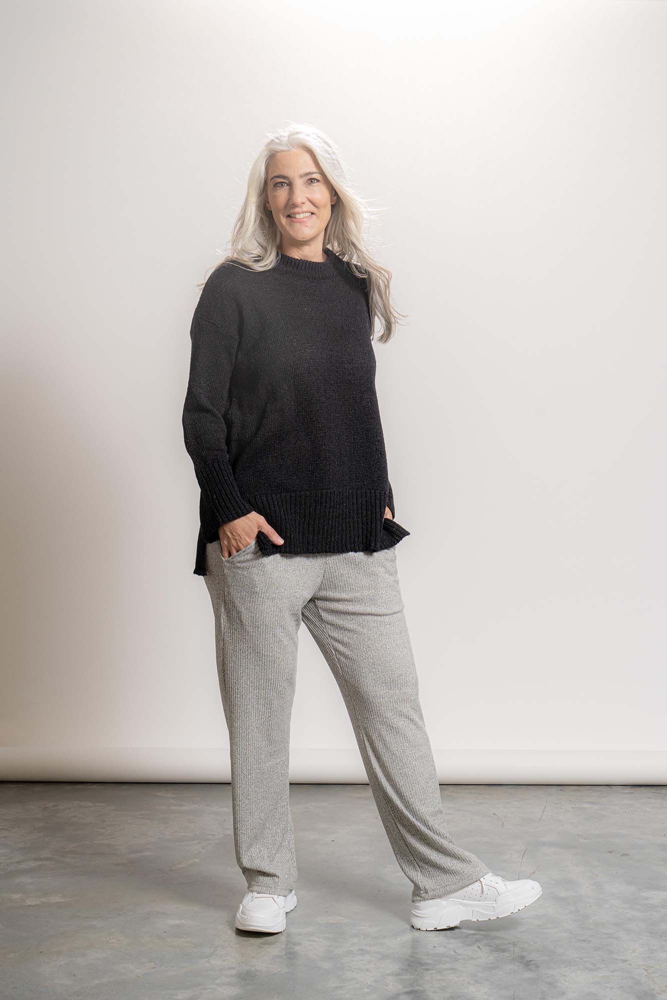 PANTALON ELEVEN GRIS | La Cofradía . Otoño - Invierno 2022
